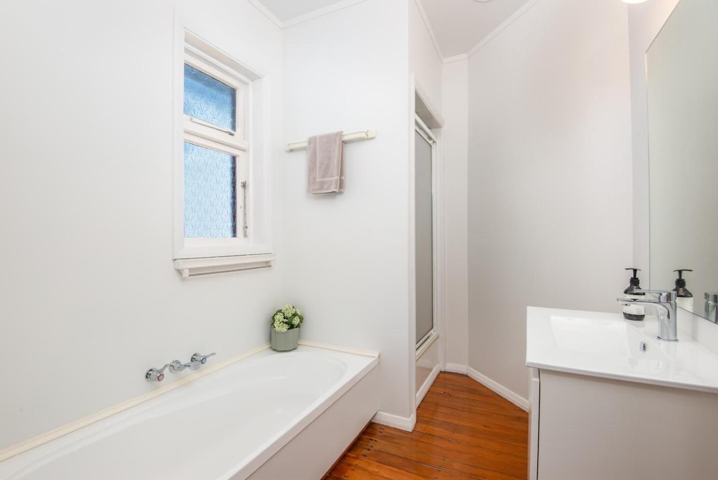Charming Roslyn Home Dunedin Exterior photo