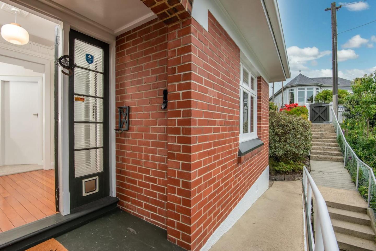 Charming Roslyn Home Dunedin Exterior photo